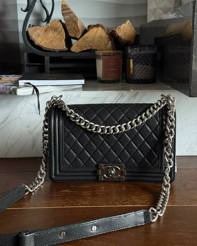 Chanel Medium Boy Black/Silver Caviar RHW Коробка магніт 24.5х14х8 — головне фото товару