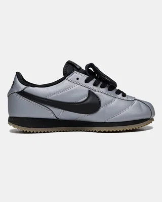 Nike Cortez Leather SE 'Metallic Cool Grey Black' HQ3490-099 — головне фото товару