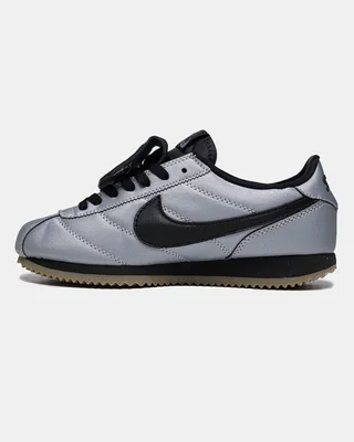 Nike Cortez Leather SE 'Metallic Cool Grey Black' HQ3490-099 — головне фото товару