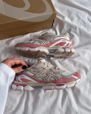 Asics Gel-NYC 'Cream Mineral Beige Pink' 1203A383-104 — головне фото товару