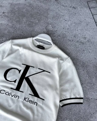 Футболка Calvin Klein — головне фото товару