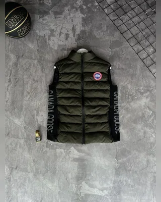 Жилет Canada Goose — головне фото товару