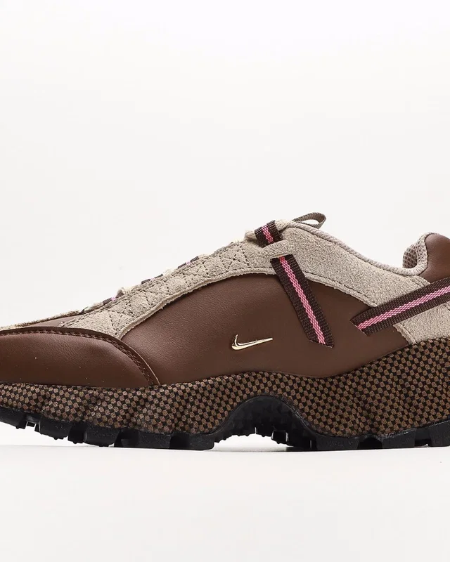 Nike Jaque. Premium Brown — головне фото товару