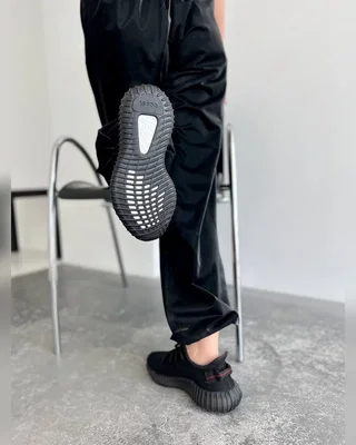 Adidas Yeezy 350 черн — головне фото товару