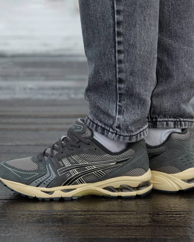 Asics Kayano 14 Suede Grafit — головне фото товару