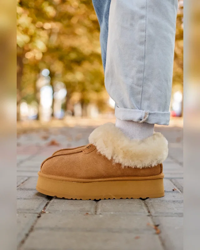 UGG Coquette Ultra Mini Platform Chestnut Fur — головне фото товару