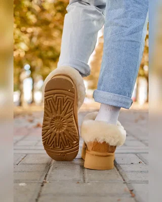UGG Coquette Ultra Mini Platform Chestnut Fur — головне фото товару
