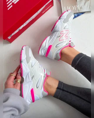 New Balance 9060 Beige Pink — головне фото товару