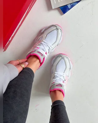 New Balance 9060 Beige Pink — головне фото товару