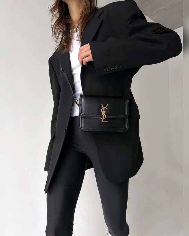 Saint Laurent Solferino Black/Gold (Оригінальна коробка) 19 х 16 х 6 — головне фото товару