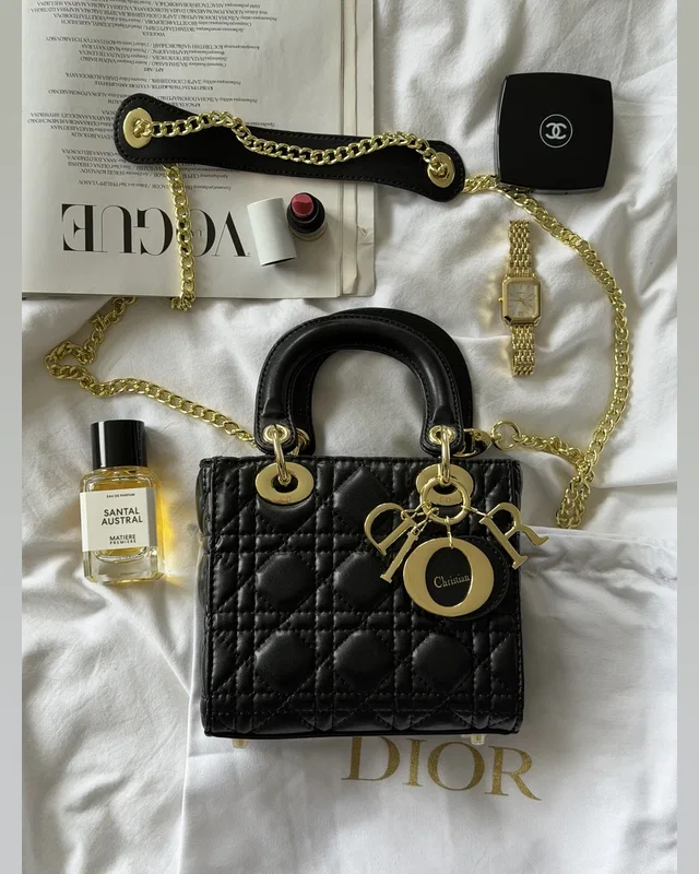 Dior Mini Lady Dior Bag Black/Gold ОДИН РЕМІНЕЦЬ [звичайна бренд коробка] 17 х 15 х 6 — головне фото товару