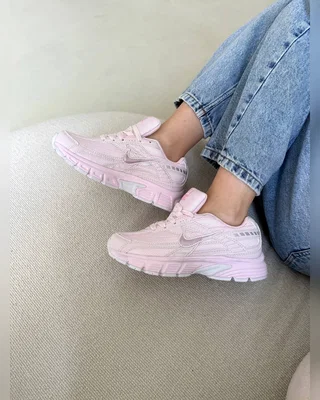 Nike INITIATOR white pink — головне фото товару