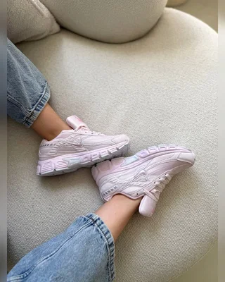 Nike INITIATOR white pink — головне фото товару