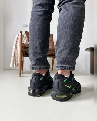 Nike Nk air max tn plus drift black green — головне фото товару