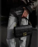 Fendi Baguette Black Leather Bag 25 х 15 х 6 — головне фото товару