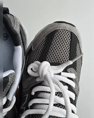 New Balance 530 • Grey • — головне фото товару