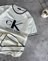 Футболка Calvin Klein — головне фото товару