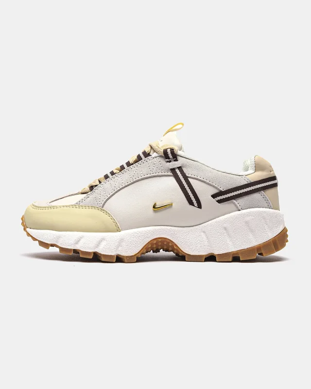 Nike Jacquemus x Nike Air Humara 'White' — головне фото товару