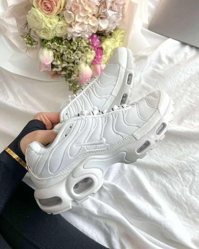Nike Air Max Plus TN White — головне фото товару