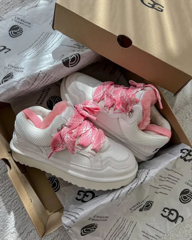 UGG Lowmel Love 25 Valentines Edition Limited — головне фото товару
