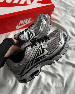 Nike Air Max Moto 2K silver — головне фото товару