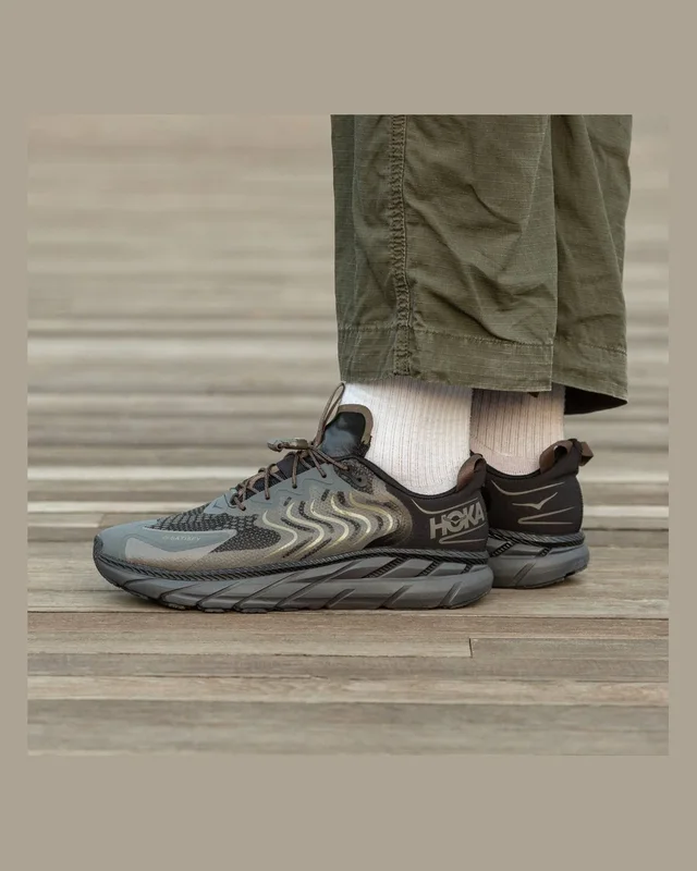HOKA X SATISFY CLIFTON LS — головне фото товару