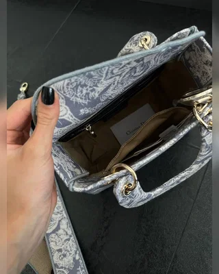 Dior Christian Dior Medium Lady D Lite Bag Lilac [оригінальна коробка] 25 х 21 х 9 — головне фото товару