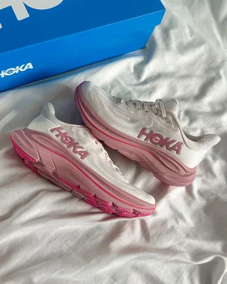 HOKA ONE Clifton 10 'Rose Cream Dried Rose' — головне фото товару