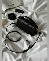 Jacquemus Le Bambino Handbag With Adjustable Crossbody Black — головне фото товару