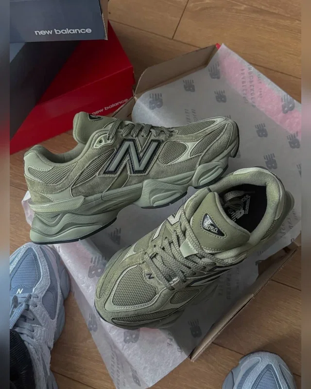 New Balance 9060 Green — головне фото товару