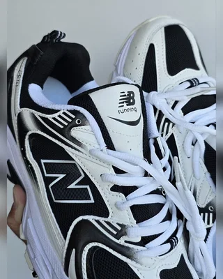 New Balance 530 • White Black • — головне фото товару