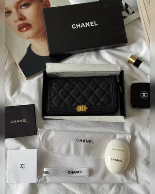 Chanel Wallet Boy Black Gold — головне фото товару