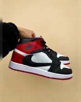 Nike Air Jordan Retro 1 x Cactus Jack Fur — головне фото товару