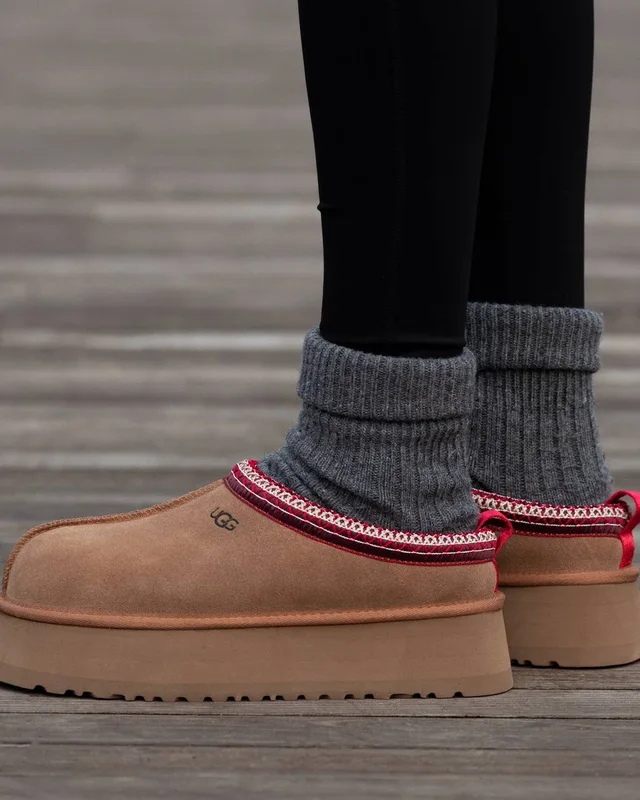 UGG Tasman Platform Chestnut — головне фото товару
