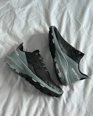 Salomon Wmns Outpulse GORE-TEX 'Black Stormy Weather' L41588300 — головне фото товару