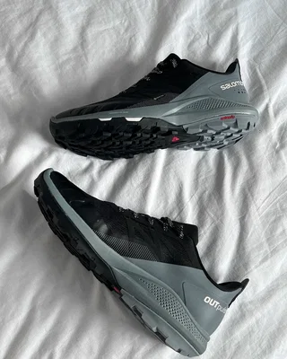 Salomon Wmns Outpulse GORE-TEX 'Black Stormy Weather' L41588300 — головне фото товару