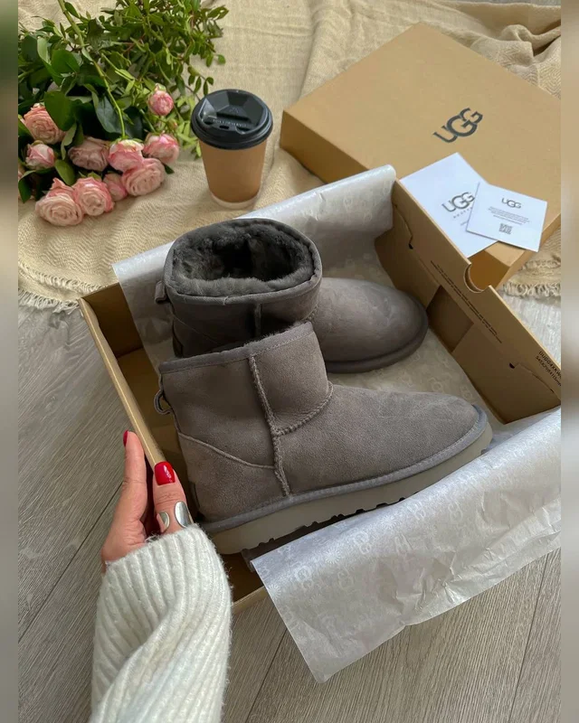 UGG Classic Mini Grey — головне фото товару