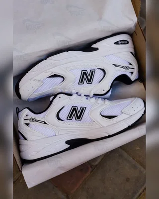 New Balance 530 • White Black • — головне фото товару