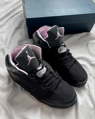 Nike Paris Saint-Germain x Air Jordan 5 Retro 'Off Noir' — головне фото товару