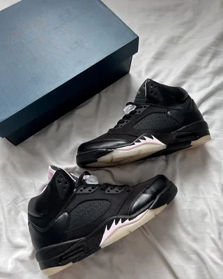 Nike Paris Saint-Germain x Air Jordan 5 Retro 'Off Noir' — головне фото товару
