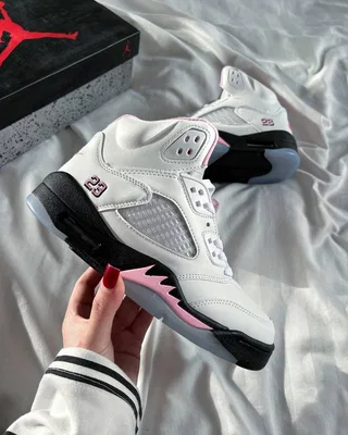 Nike Air Jordan 5 Retro '35th Anniversary' HQ7978-102 — головне фото товару