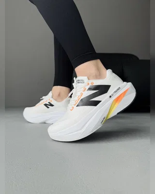 New Balance FuelCell Supercomp Elite V4 White — головне фото товару