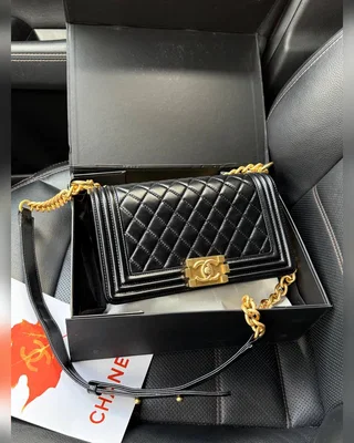Chanel Medium Boy Black Gold Caviar RHW Коробка магніт — головне фото товару