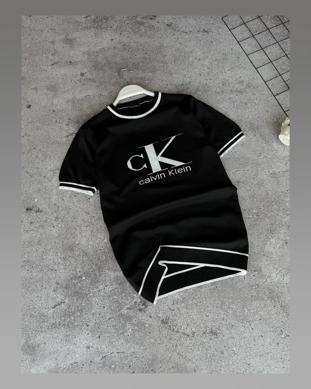 Футболка Calvin Klein — головне фото товару