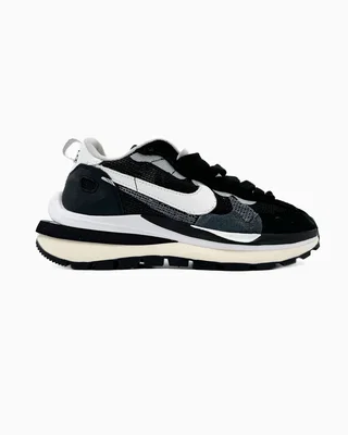 Nike VaporWaffle x Sacai Black White — головне фото товару
