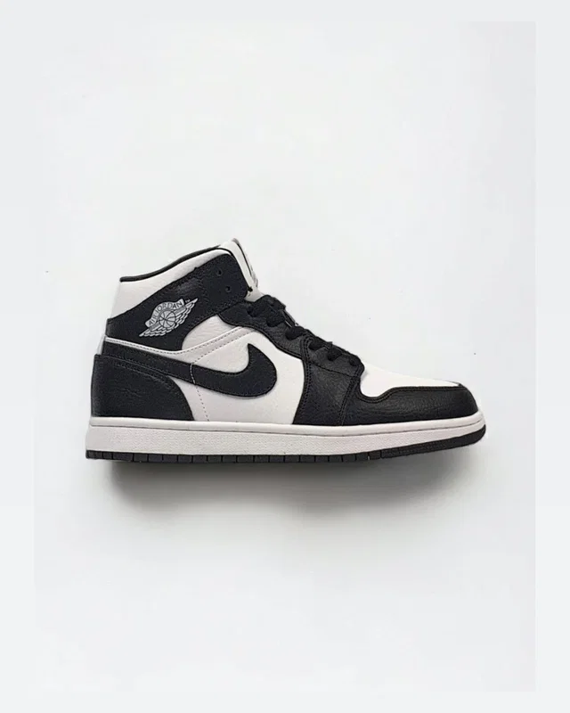 Nike Air Jordan 1 High Fur •Black White• — головне фото товару