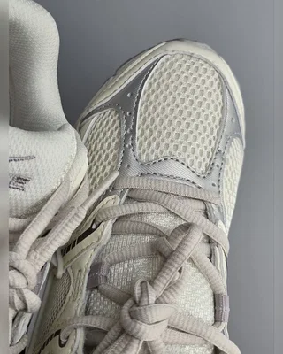 Nike V5 RNR • Cream Beige • — головне фото товару