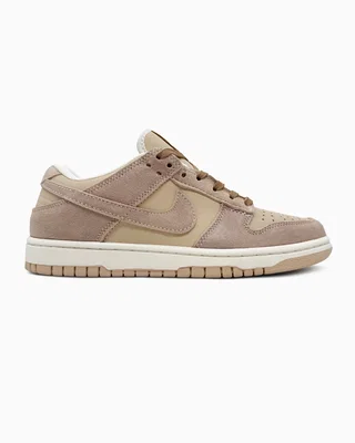 Nike SB Dunk Low Light Brown Suede — головне фото товару