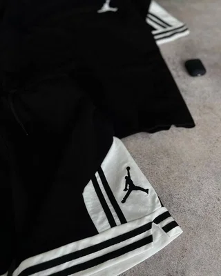 Nike x — головне фото товару