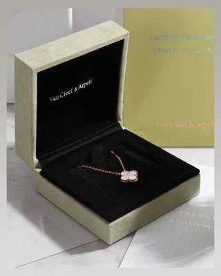 Прикраси Підвіска Van Cleef & Arpels Vintage Alhambra 45 см — головне фото товару